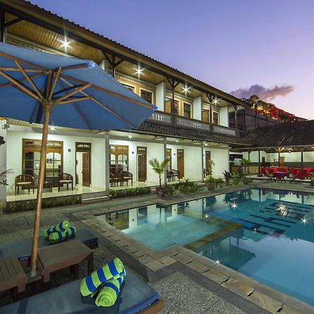 Surya Tropical Kuta Hotel Kuta  Ngoại thất bức ảnh