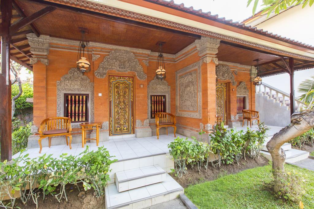 Surya Tropical Kuta Hotel Kuta  Ngoại thất bức ảnh