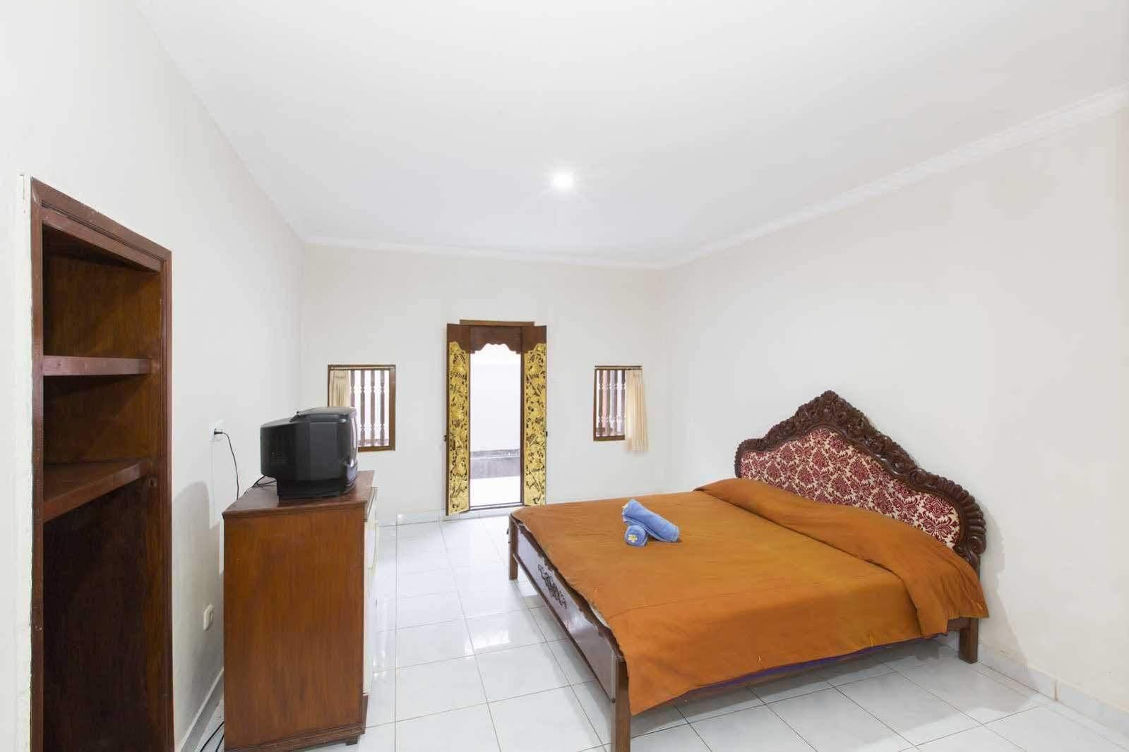 Surya Tropical Kuta Hotel Kuta  Ngoại thất bức ảnh