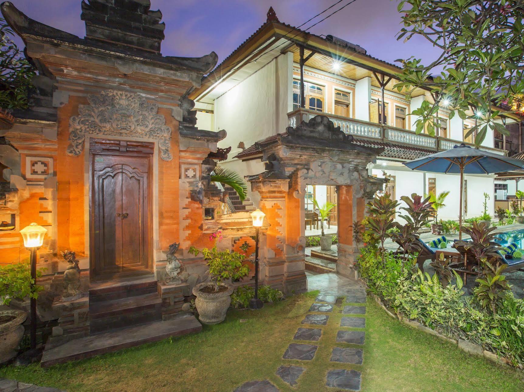 Surya Tropical Kuta Hotel Kuta  Ngoại thất bức ảnh